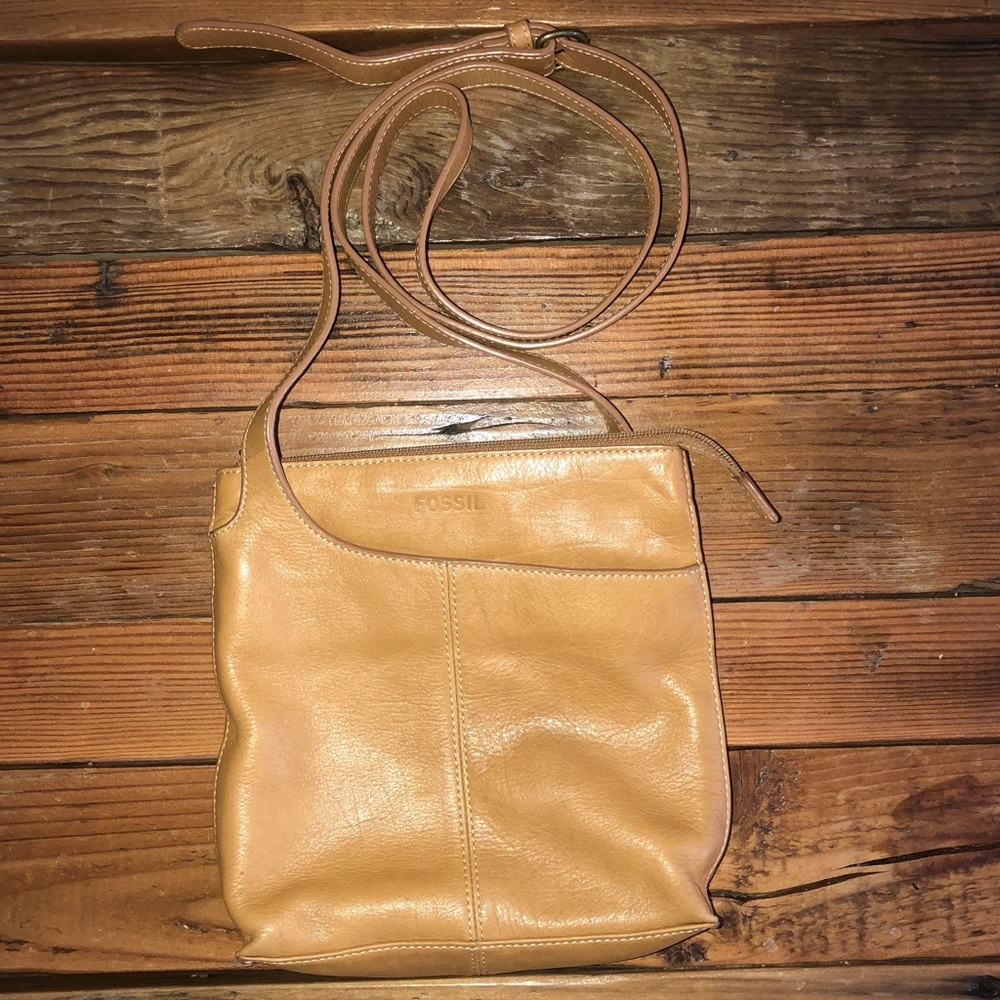 SOLD Fossil Tan Cognac Leather Crossbody Purse